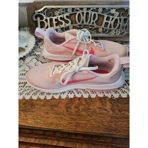 Nike Pink Air Zoom Sneakers sz 7Y or Women 8.5/9 Streetwear Back to School